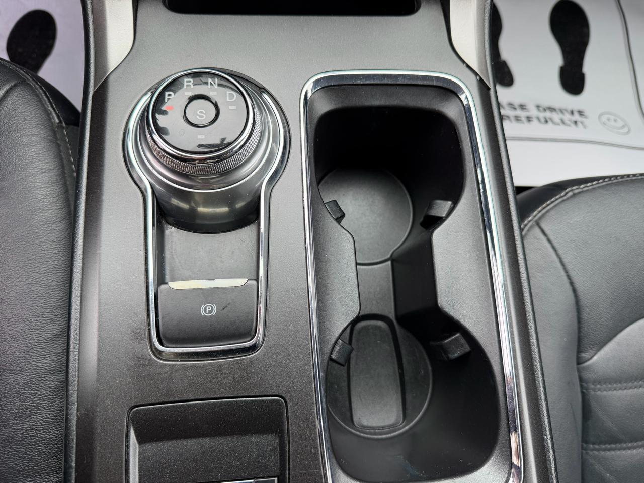 Ford Fusion SE FWD 2017
