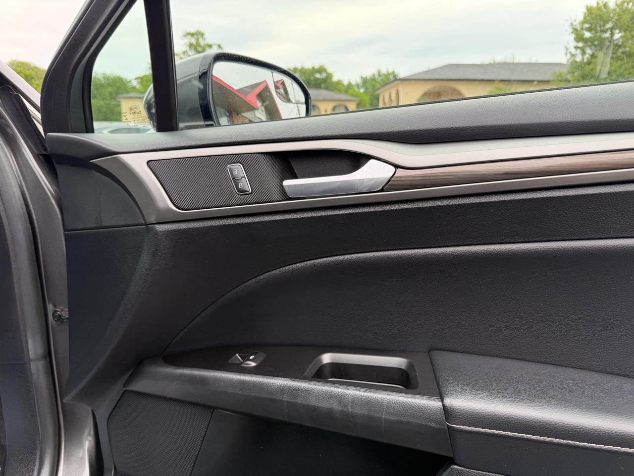 Ford Fusion SE FWD 2017