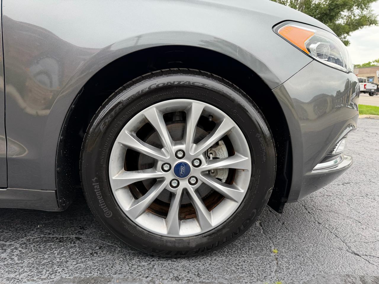 Ford Fusion SE FWD 2017