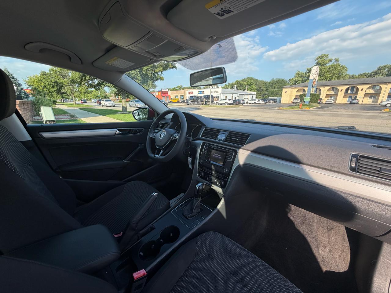 Volkswagen Passat 1.8T S Auto 2017