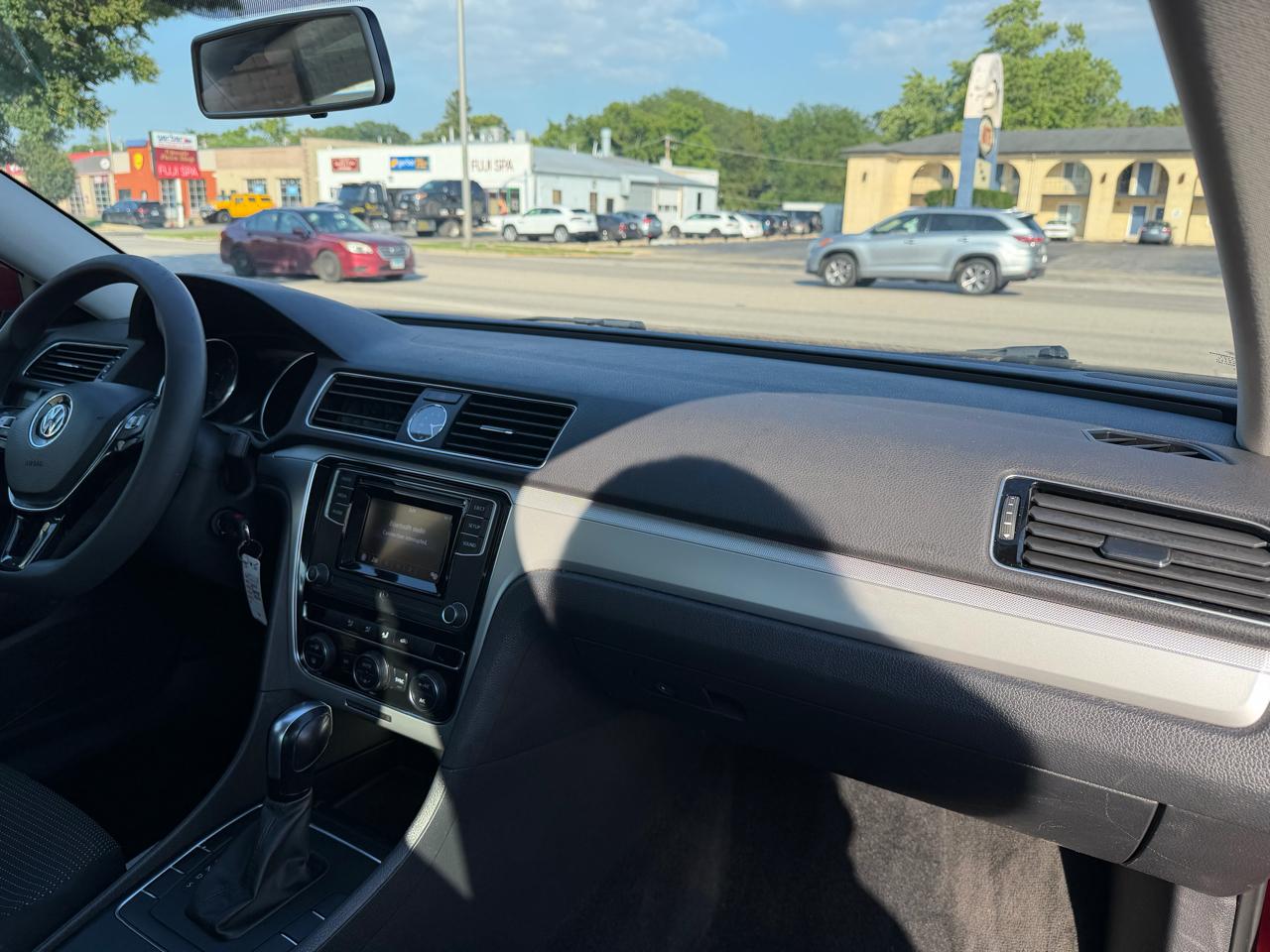 Volkswagen Passat 1.8T S Auto 2017