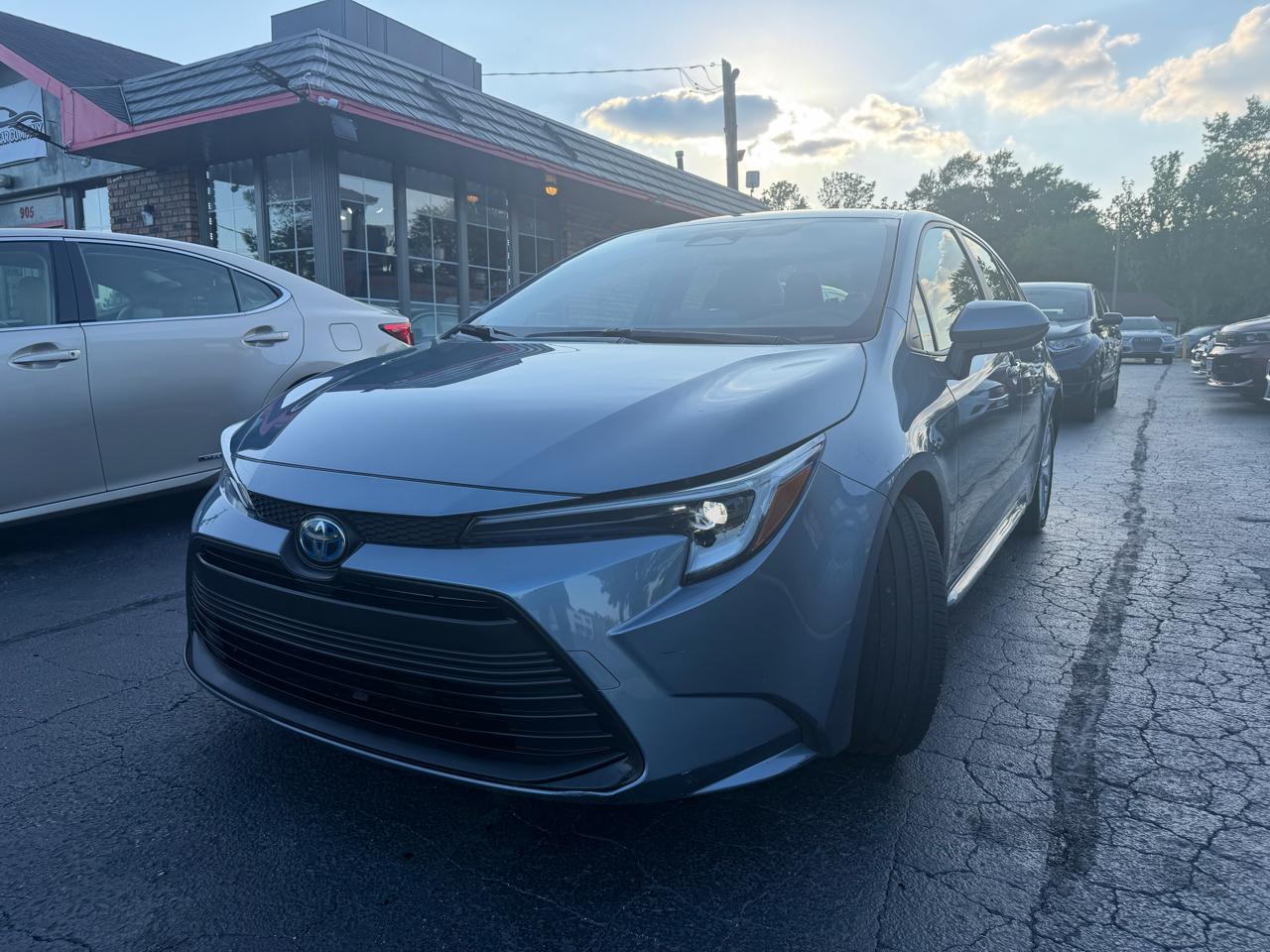 Toyota Corolla Hybrid LE FWD (Natl) 2025
