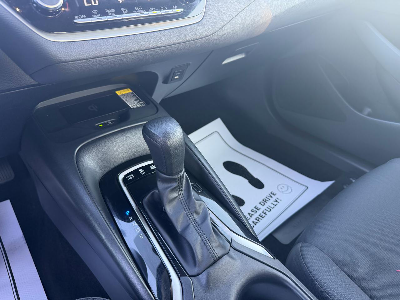 Toyota Corolla Hybrid LE FWD (Natl) 2025