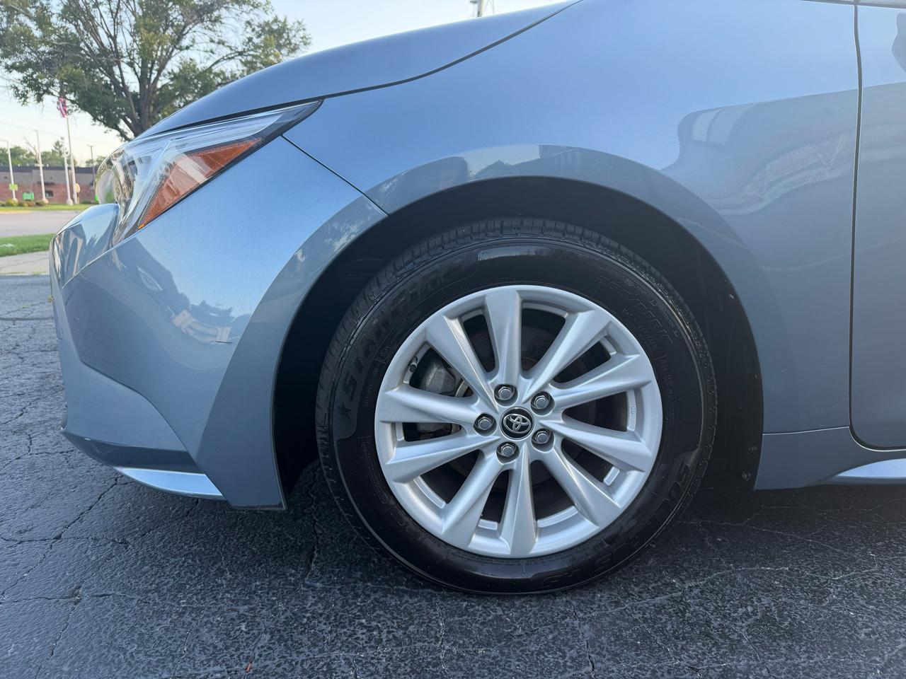 Toyota Corolla Hybrid LE FWD (Natl) 2025