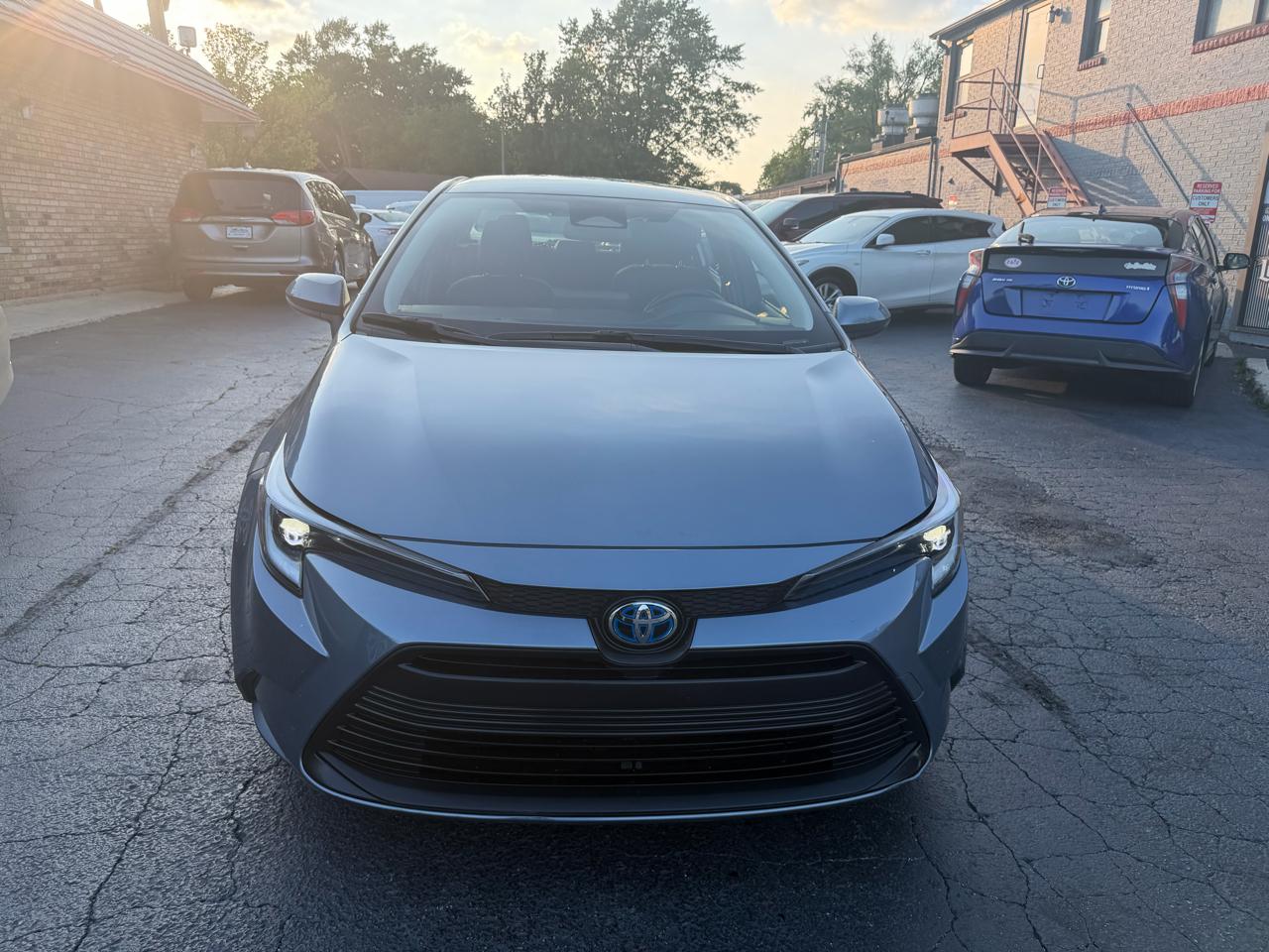 Toyota Corolla Hybrid LE FWD (Natl) 2025