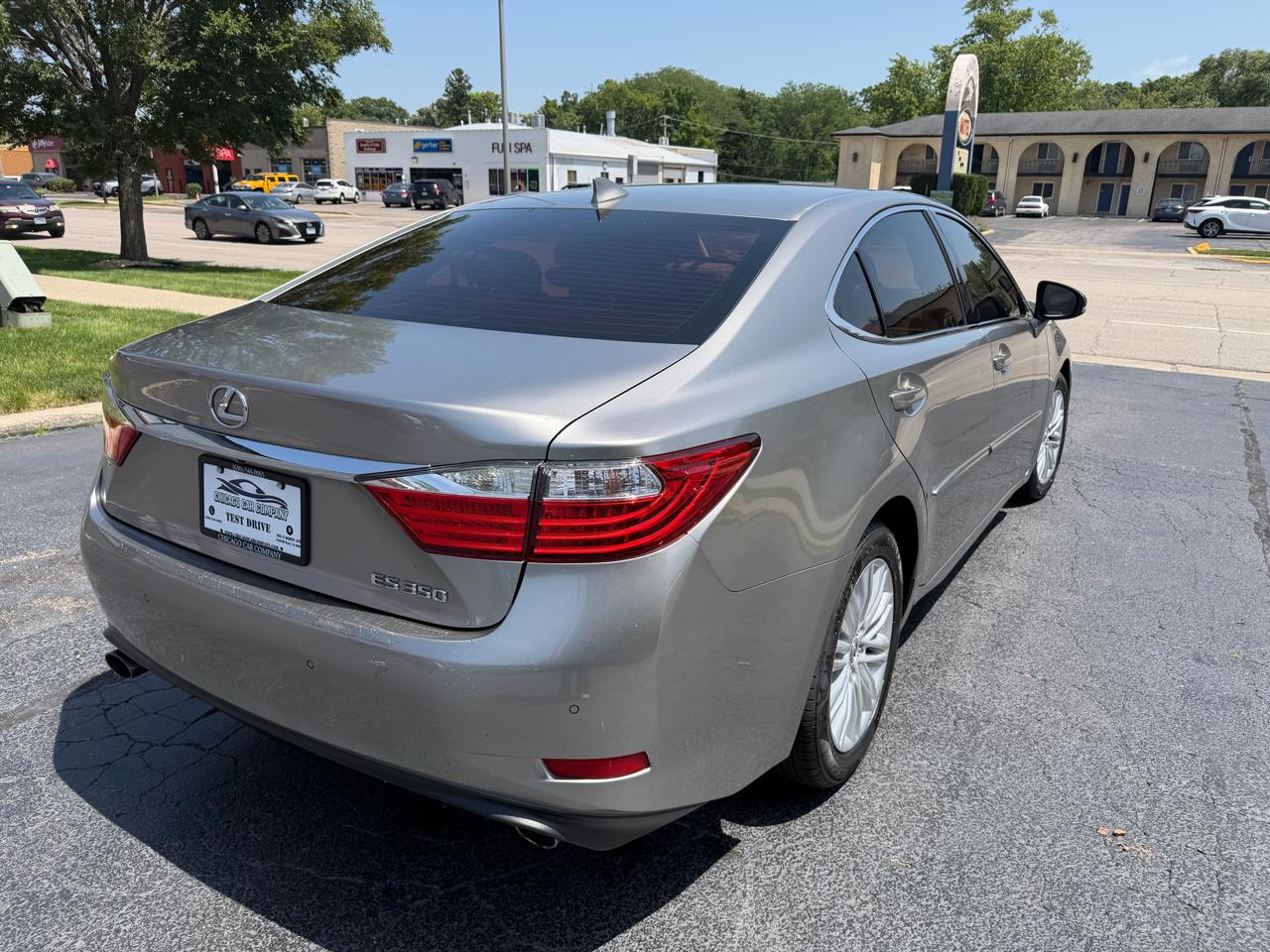 Lexus ES 350 4dr Sdn 2015