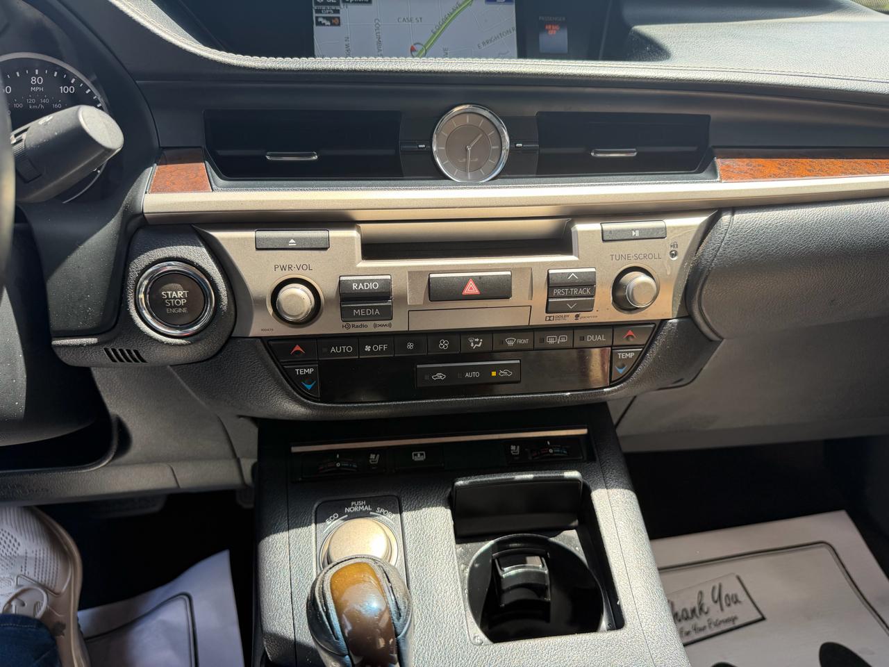 Lexus ES 350 4dr Sdn 2015