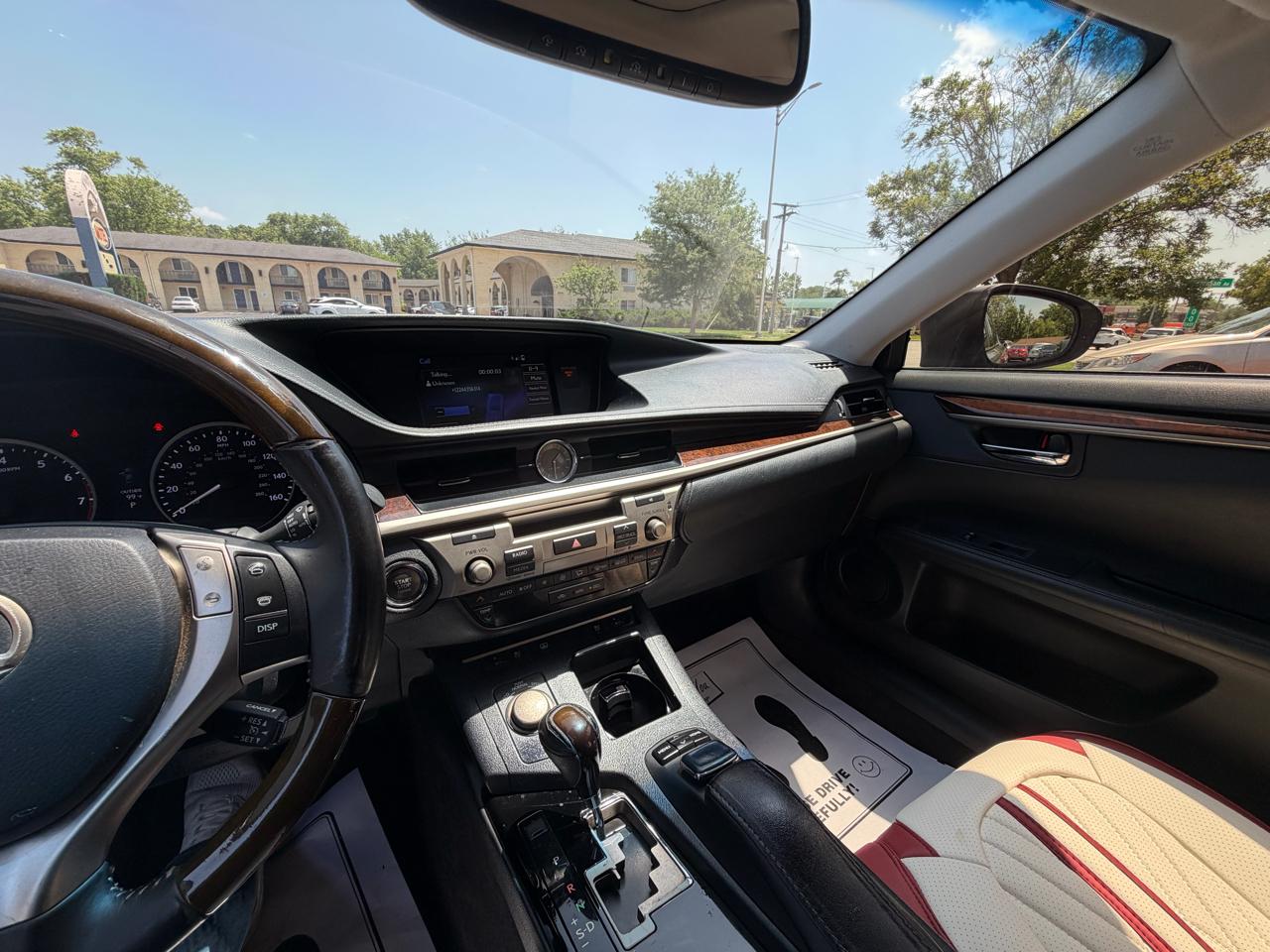Lexus ES 350 4dr Sdn 2015