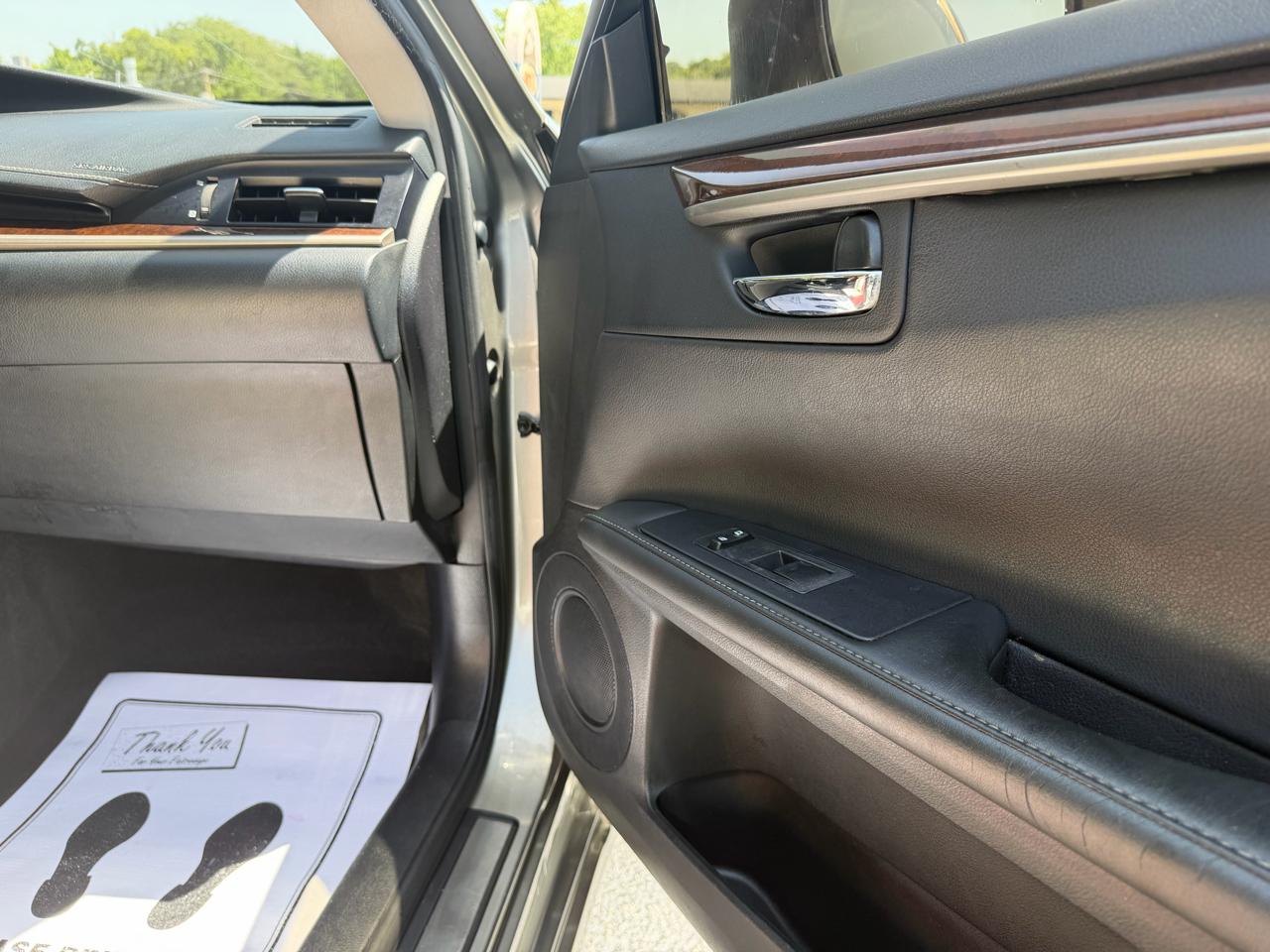 Lexus ES 350 4dr Sdn 2015