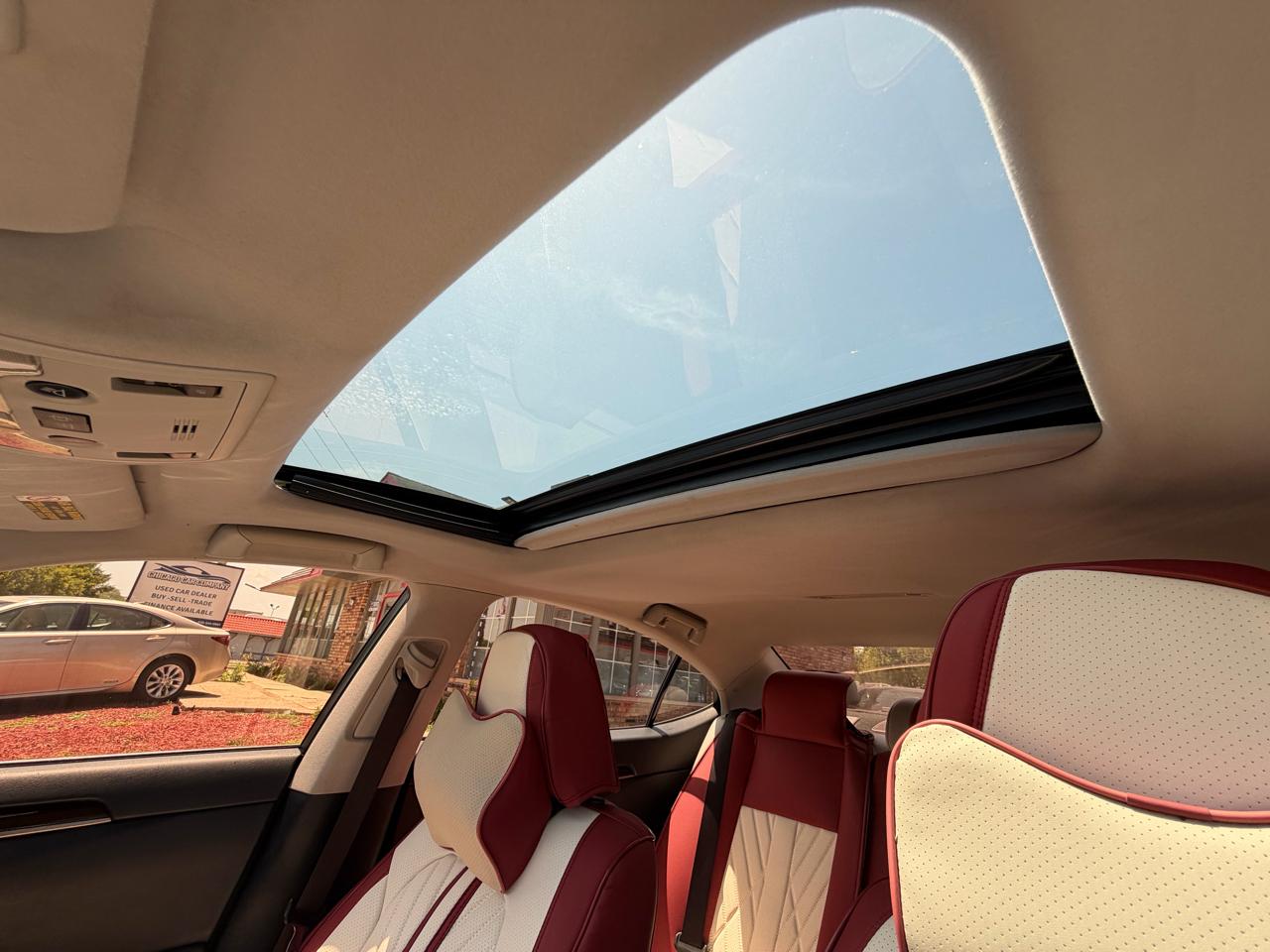 Lexus ES 350 4dr Sdn 2015