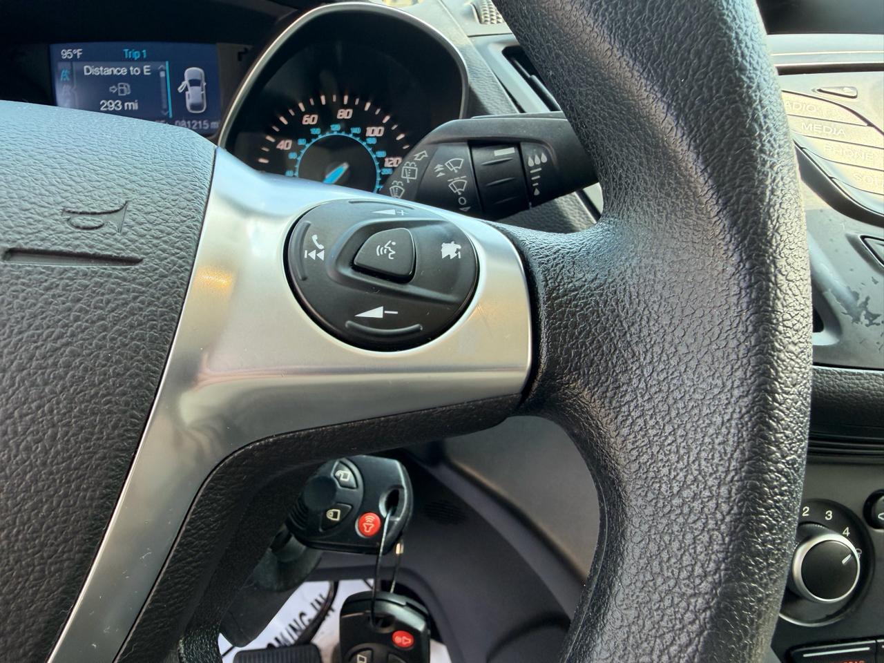 Ford Escape FWD 4dr S 2015
