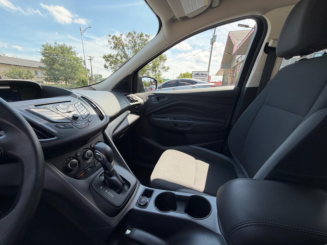 Ford Escape FWD 4dr S 2015
