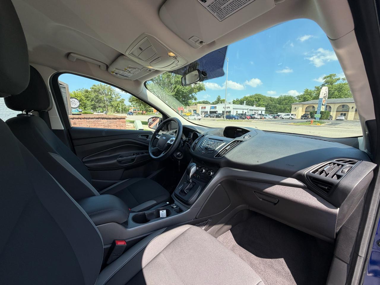 Ford Escape FWD 4dr S 2015
