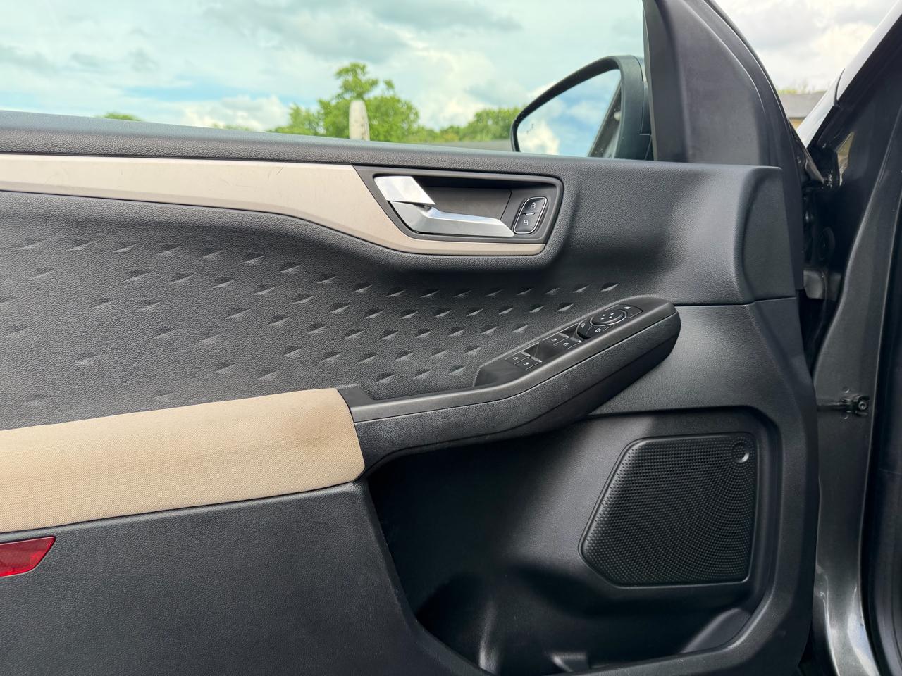 Ford Escape SE AWD 2021