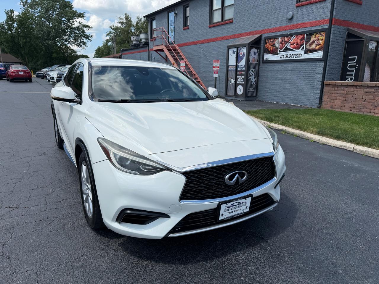 Infiniti QX30 Luxury FWD 2018