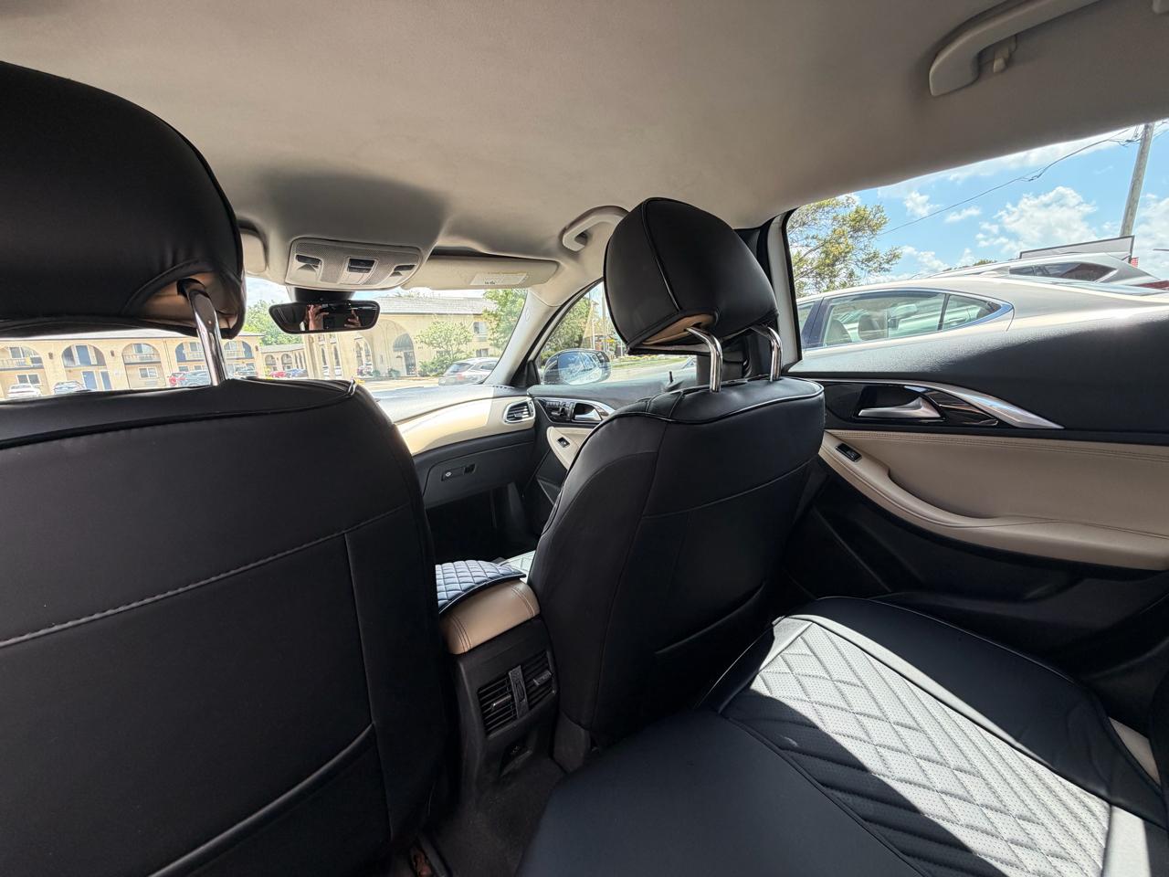 Infiniti QX30 Luxury FWD 2018