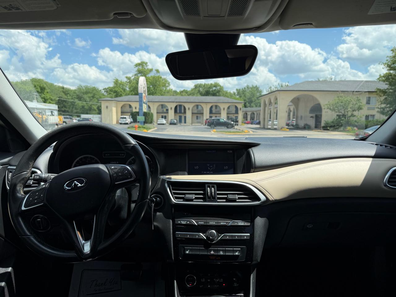 Infiniti QX30 Luxury FWD 2018