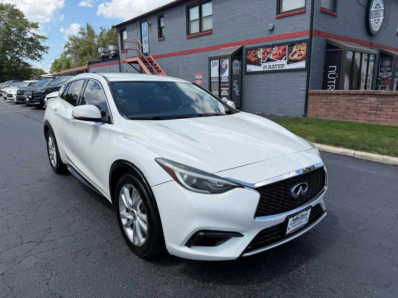 Infiniti QX30 Luxury FWD 2018