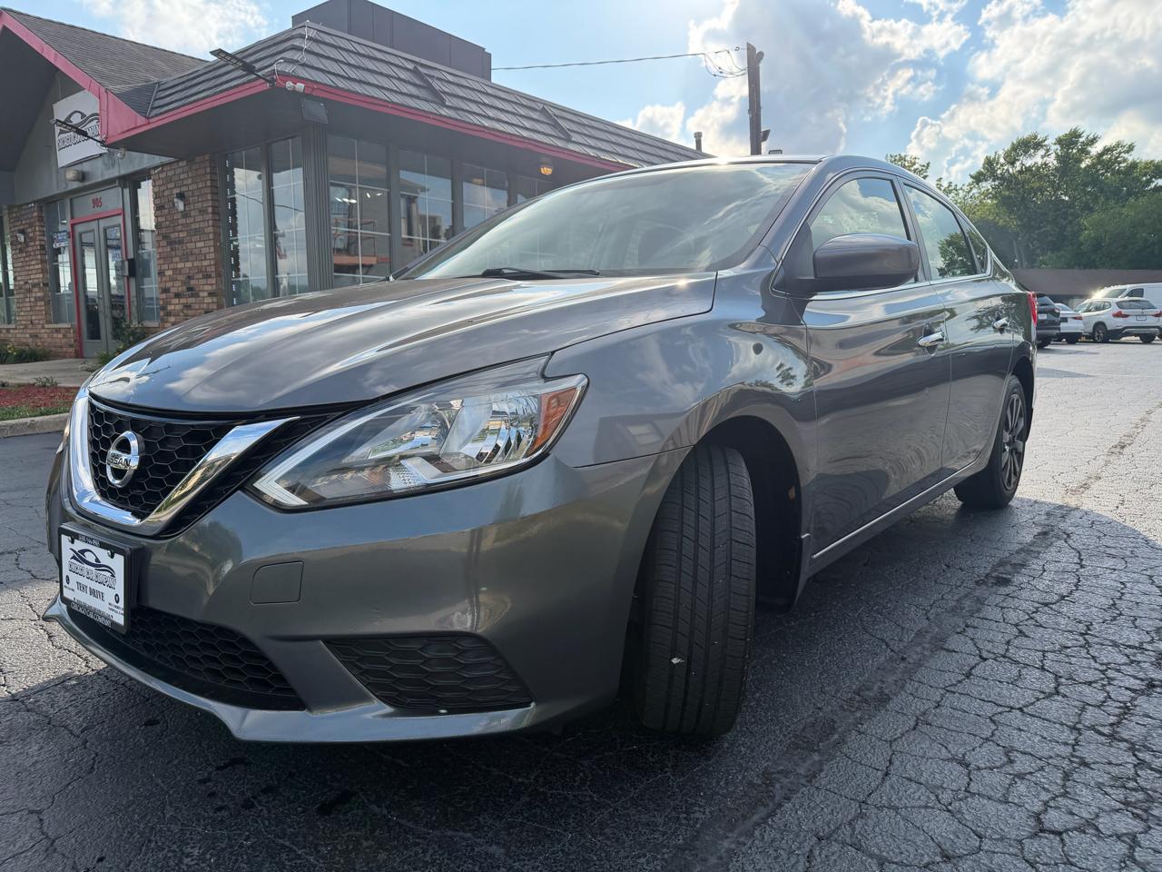 Nissan Sentra SV CVT 2017