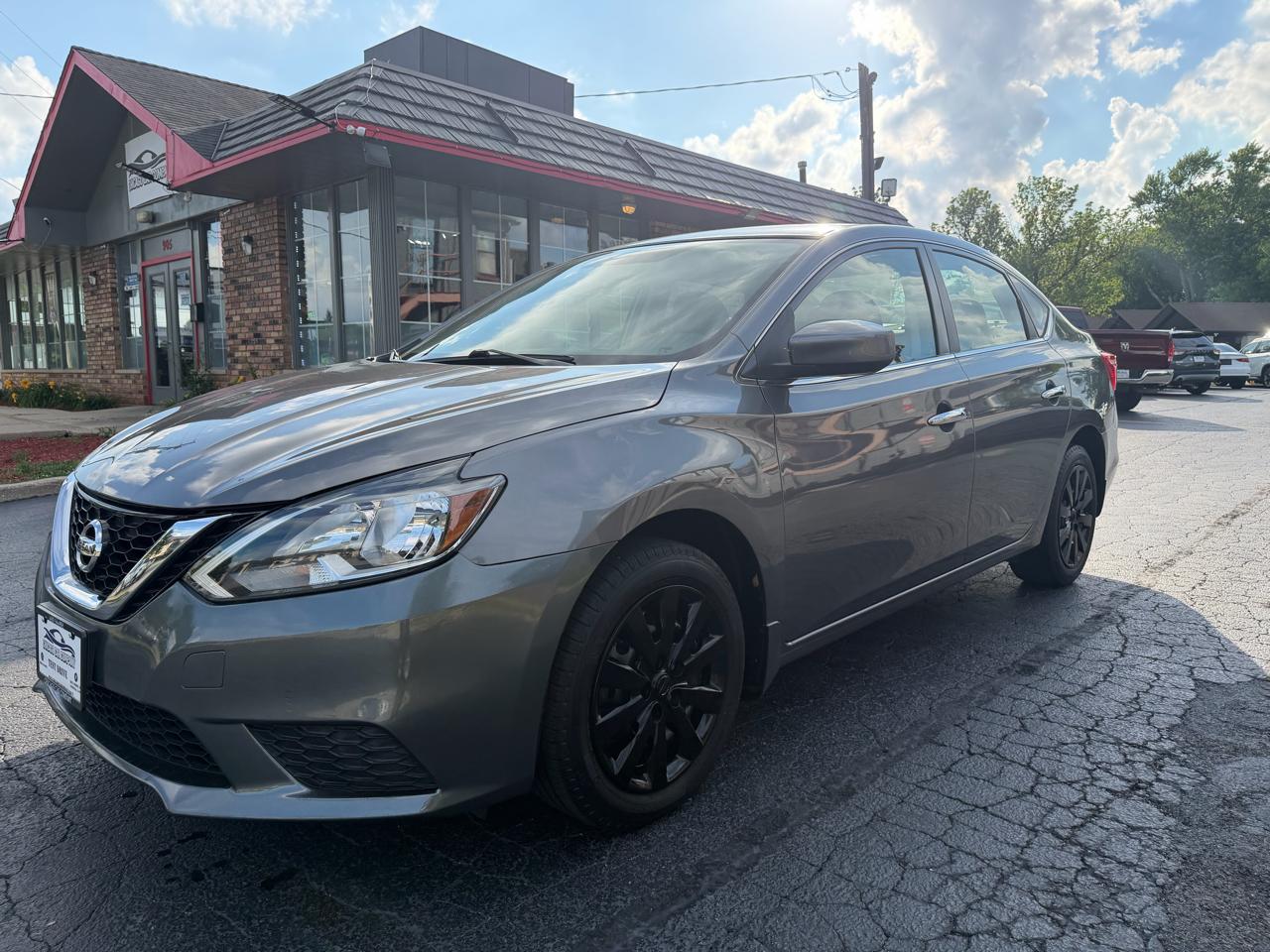 Nissan Sentra SV CVT 2017