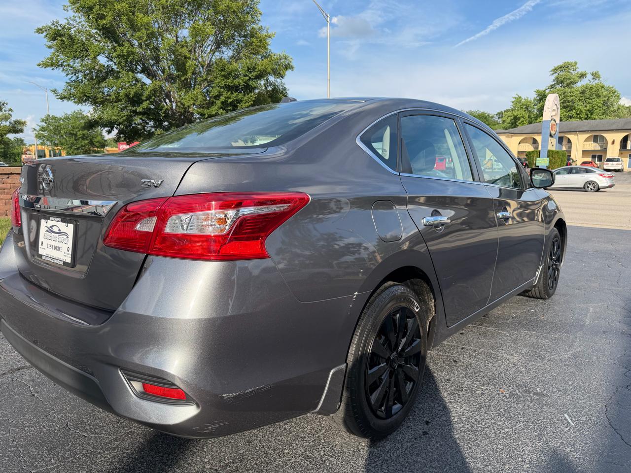 Nissan Sentra SV CVT 2017