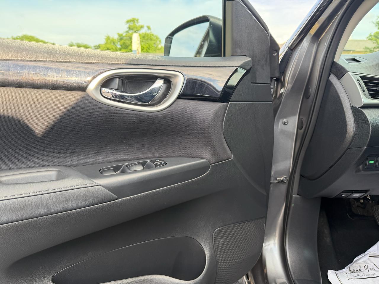 Nissan Sentra SV CVT 2017