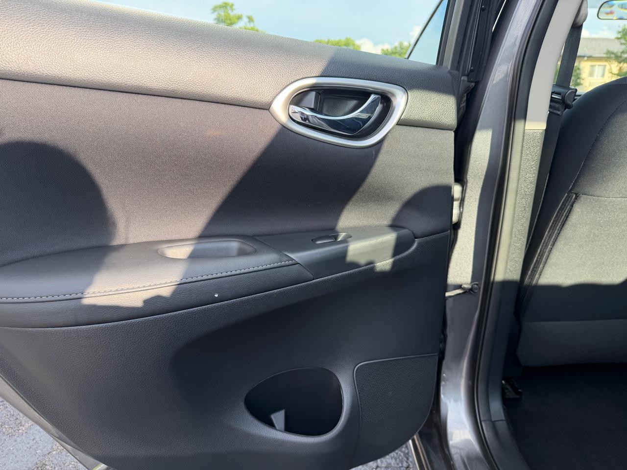 Nissan Sentra SV CVT 2017
