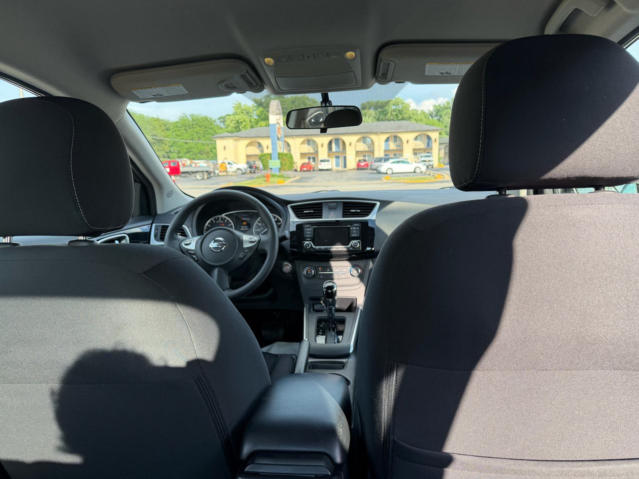 Nissan Sentra SV CVT 2017