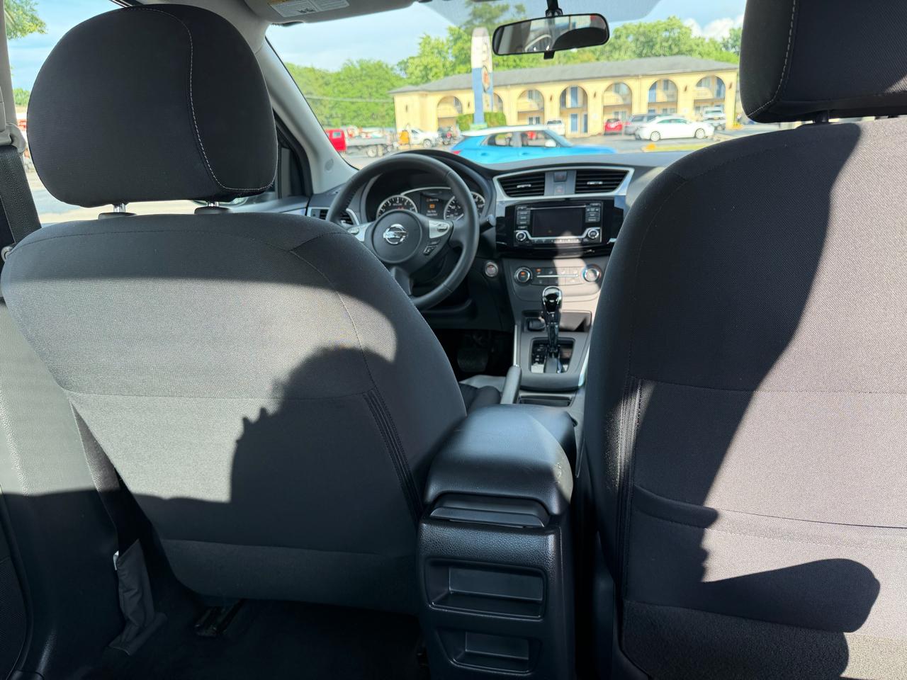Nissan Sentra SV CVT 2017