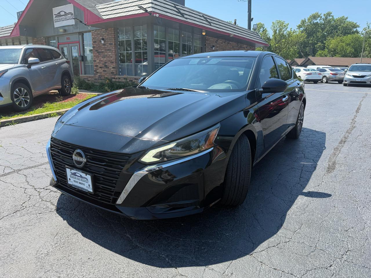 Nissan Altima 2.5 SV Sedan 2023