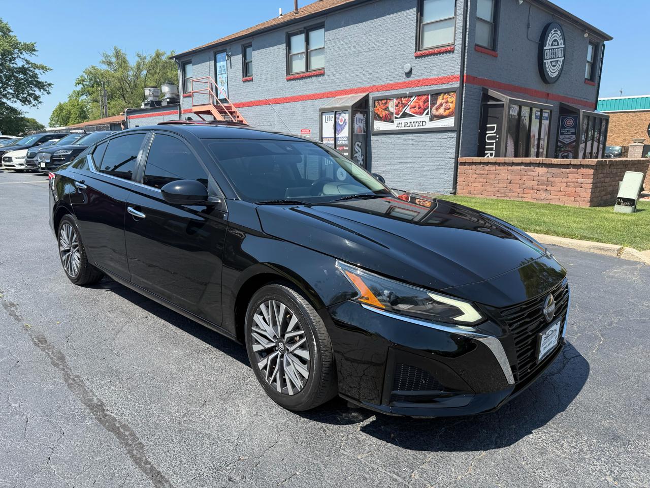 Nissan Altima 2.5 SV Sedan 2023