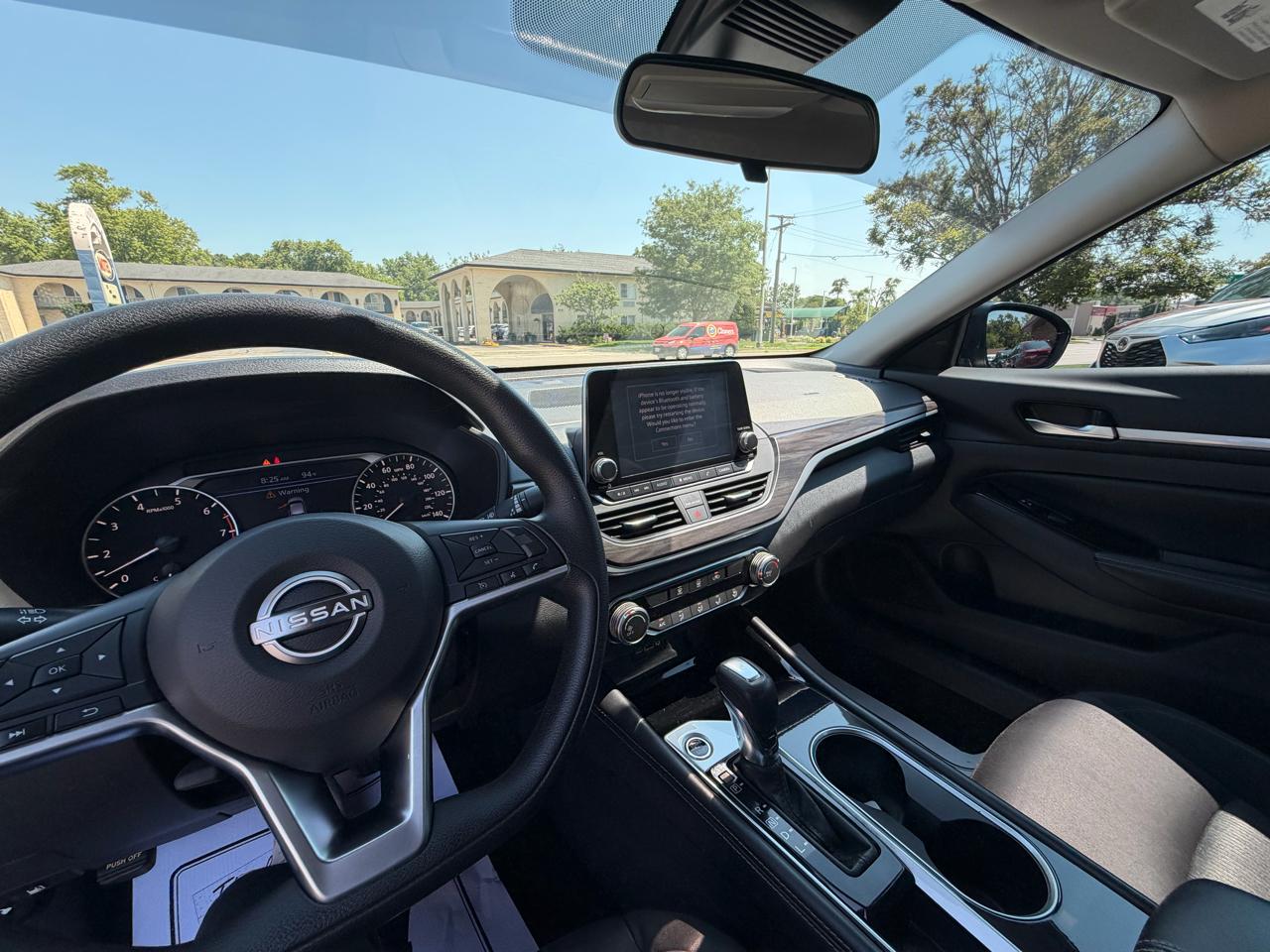 Nissan Altima 2.5 SV Sedan 2023