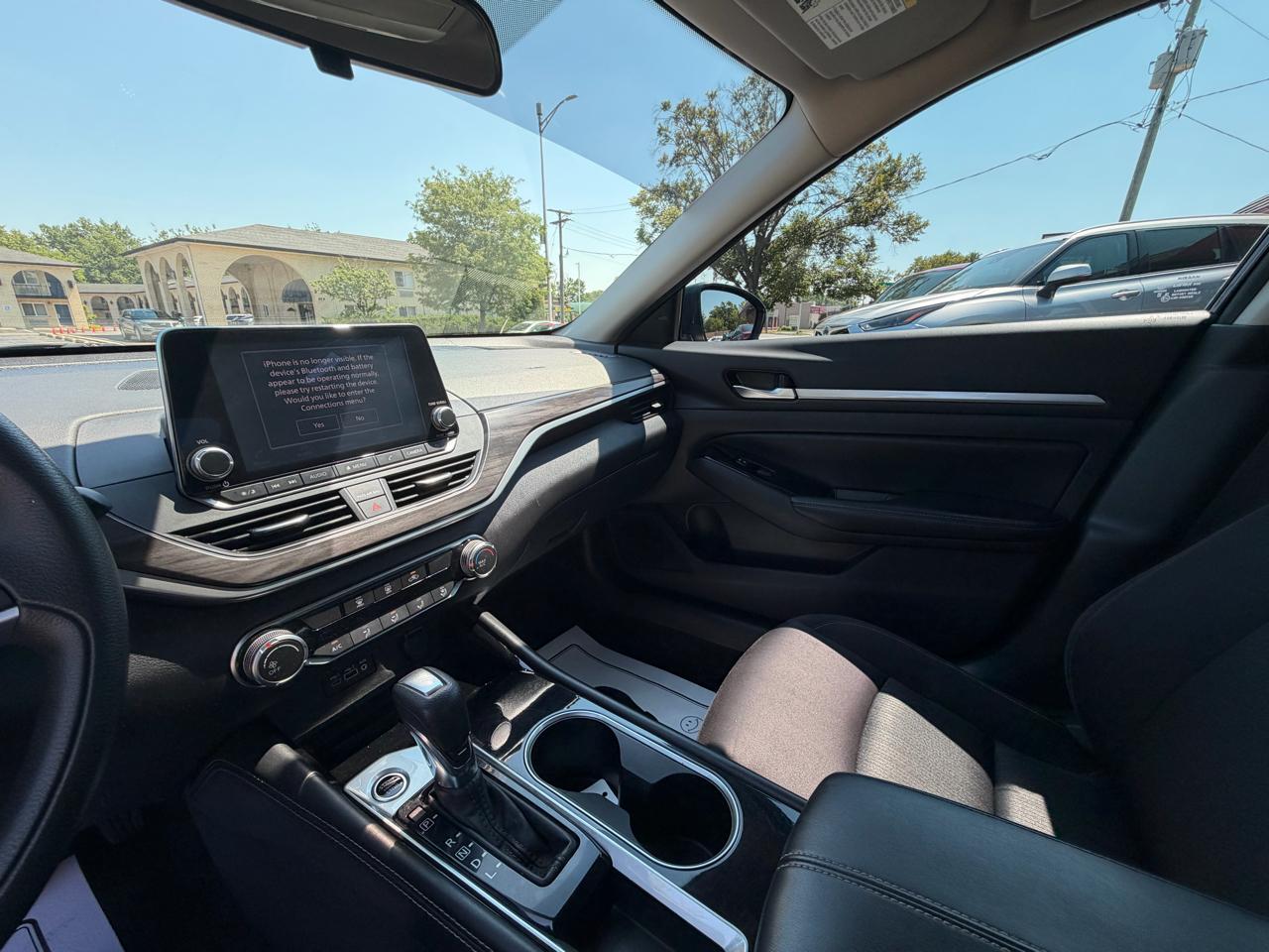 Nissan Altima 2.5 SV Sedan 2023