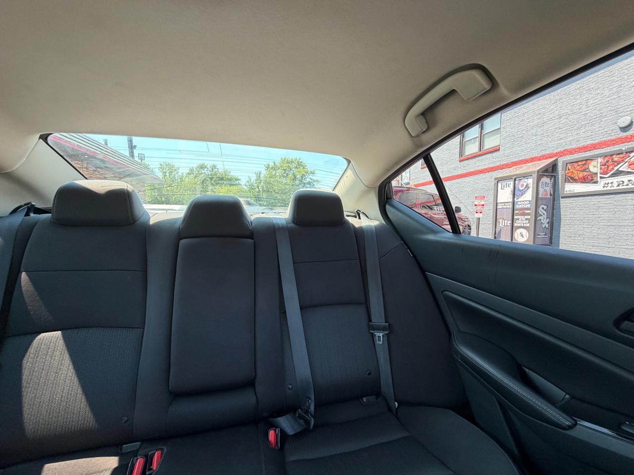 Nissan Altima 2.5 SV Sedan 2023
