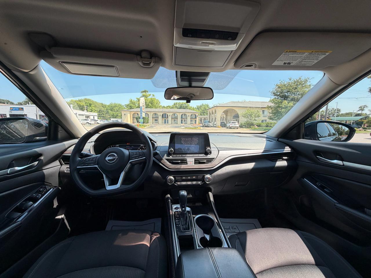 Nissan Altima 2.5 SV Sedan 2023