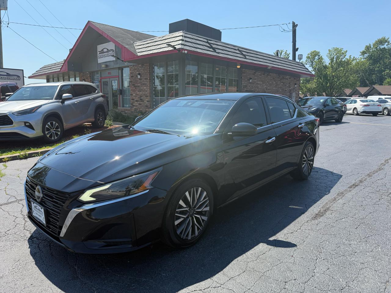 Nissan Altima 2.5 SV Sedan 2023
