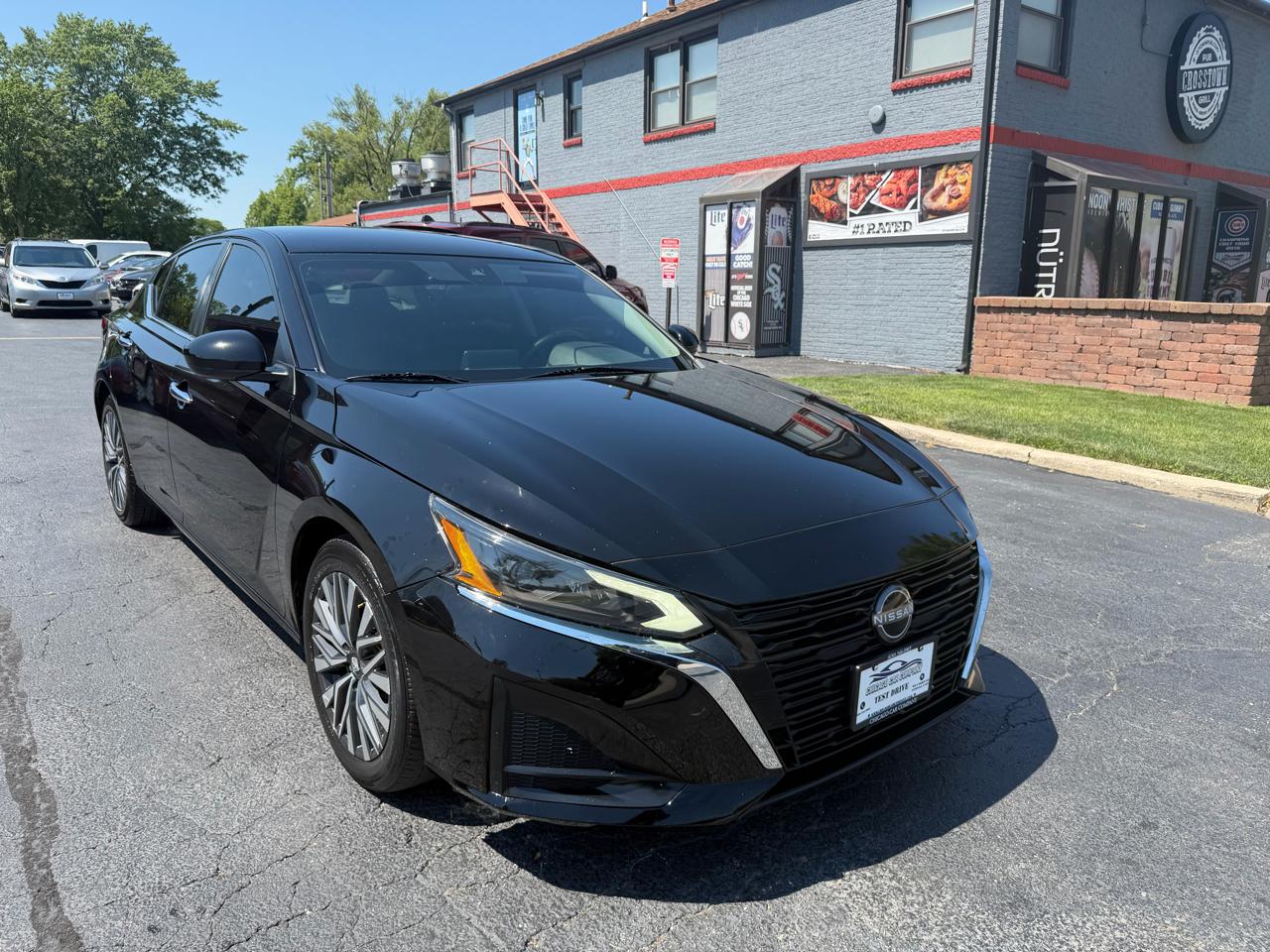 Nissan Altima 2.5 SV Sedan 2023