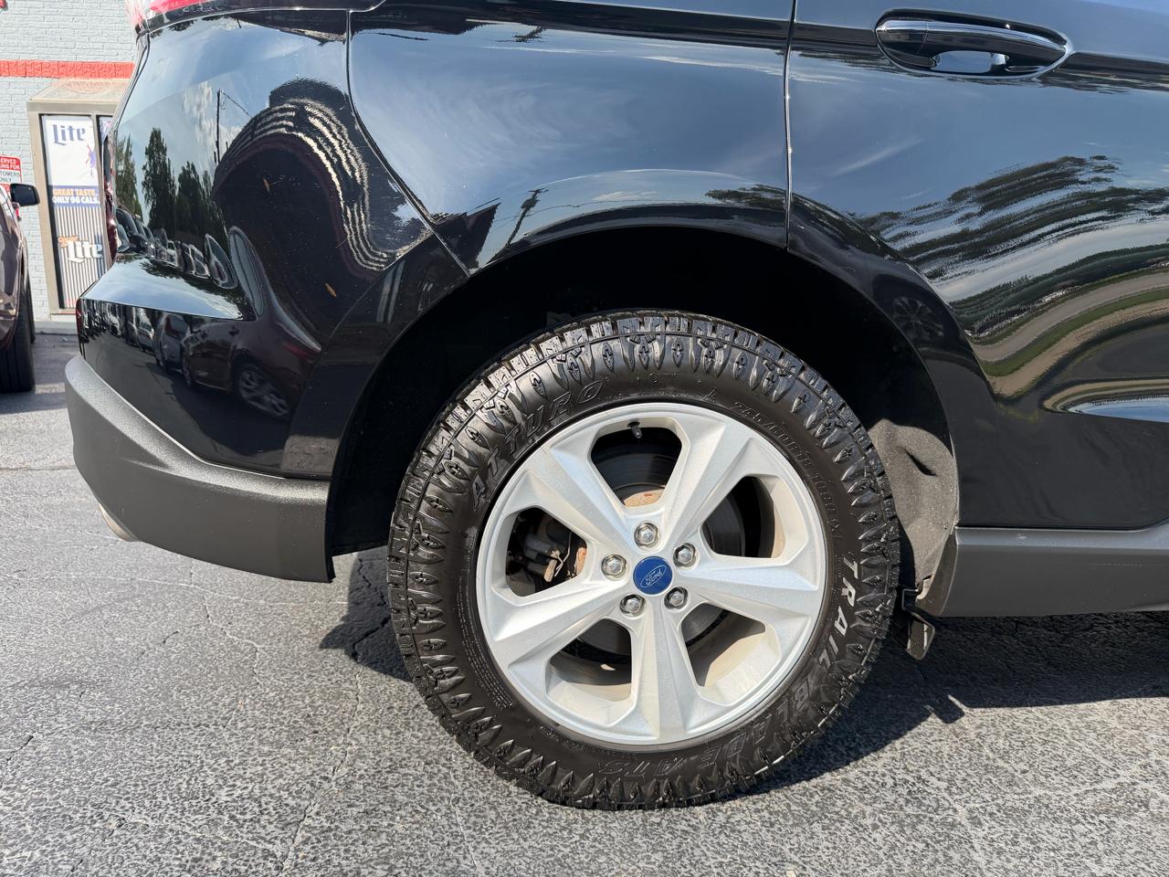 Ford Edge SE FWD 2018