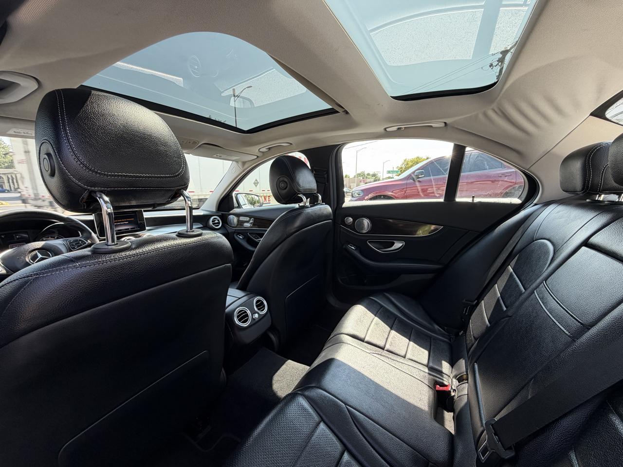 Mercedes-Benz C-Class 4dr Sdn C 300 RWD 2015