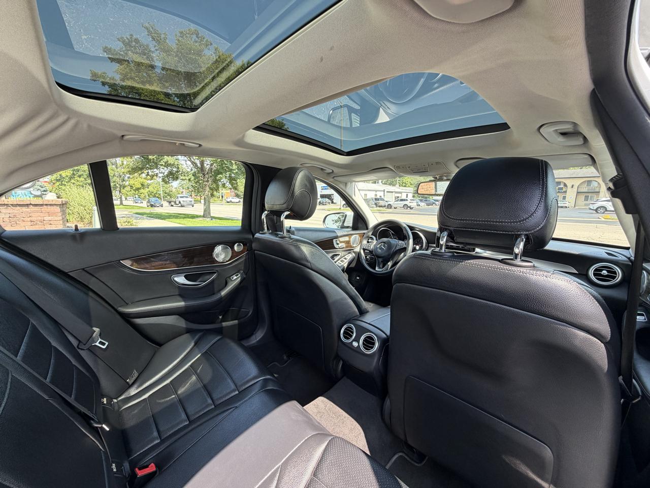 Mercedes-Benz C-Class 4dr Sdn C 300 RWD 2015