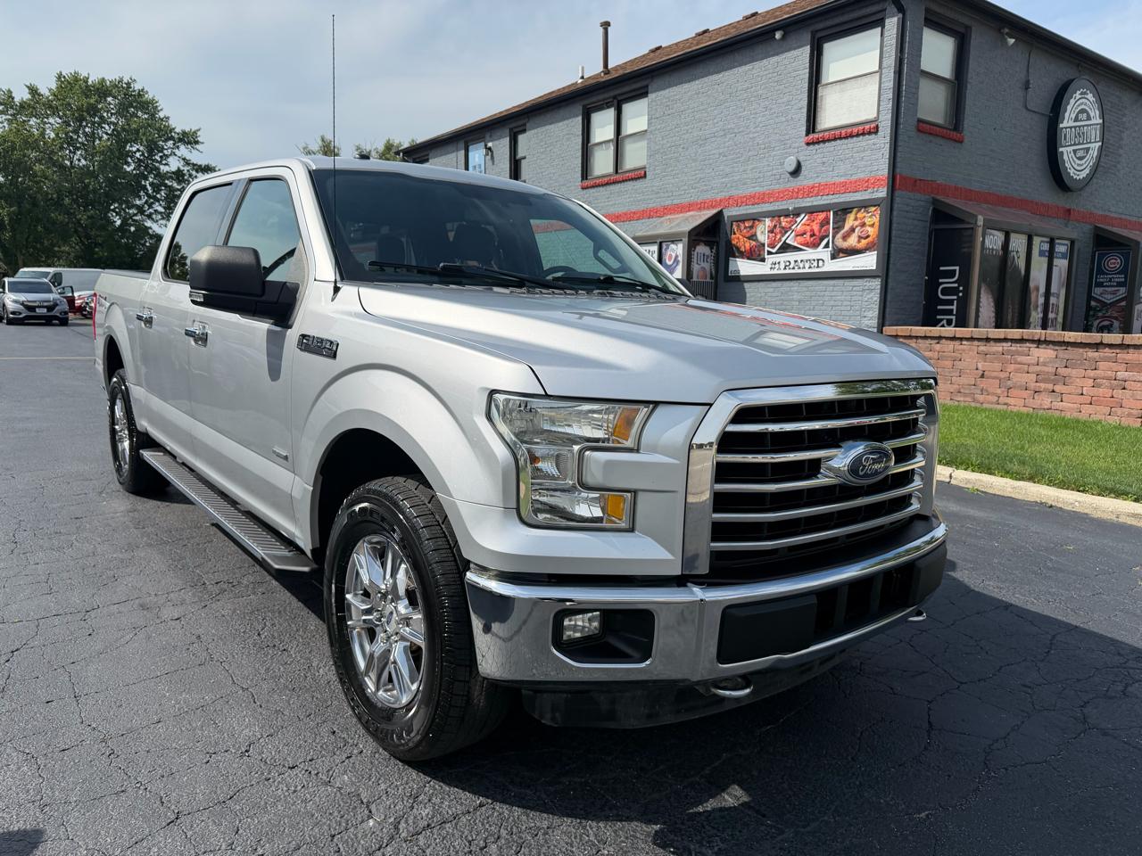 Ford F-150 4WD SuperCrew 145" Lariat 2016
