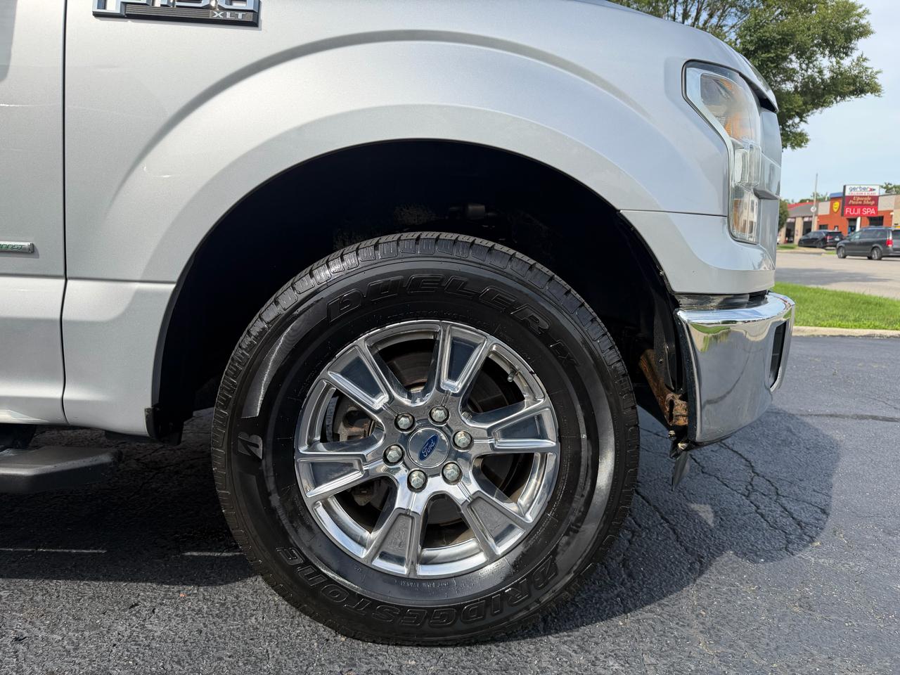 Ford F-150 4WD SuperCrew 145" Lariat 2016