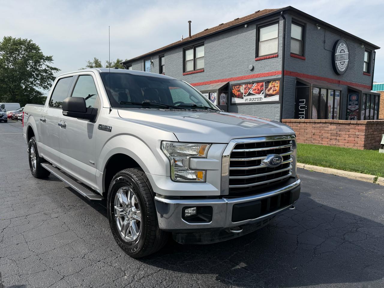 Ford F-150 4WD SuperCrew 145" Lariat 2016