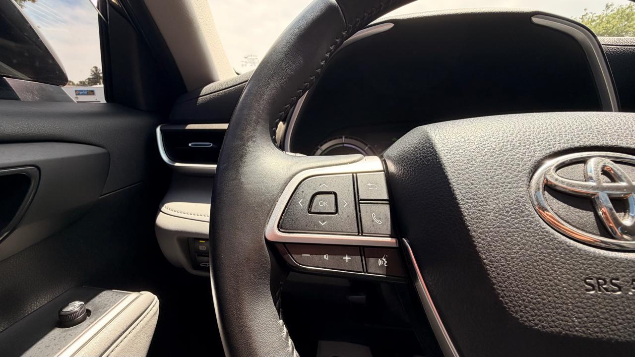Toyota Highlander Hybrid XLE AWD (Natl) 2022