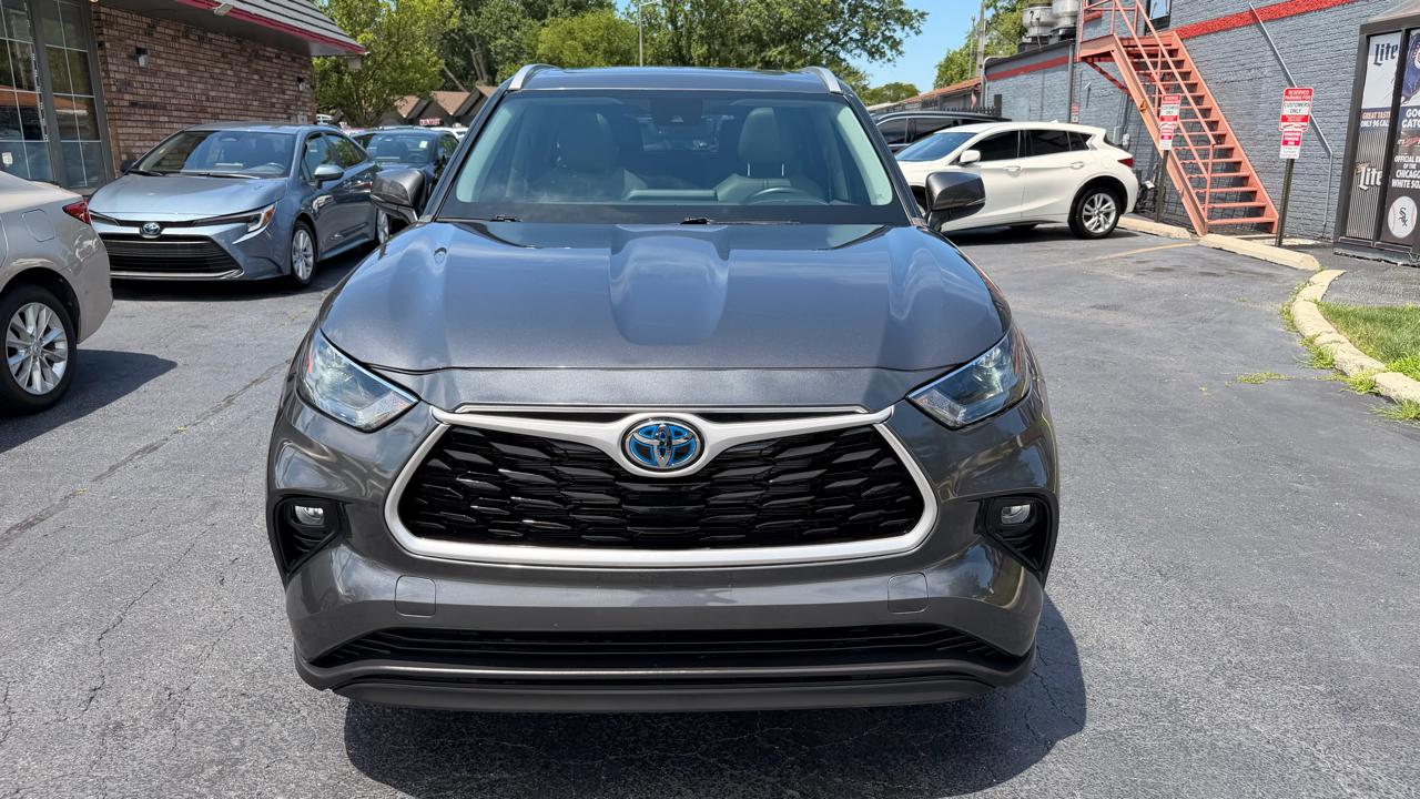 Toyota Highlander Hybrid XLE AWD (Natl) 2022