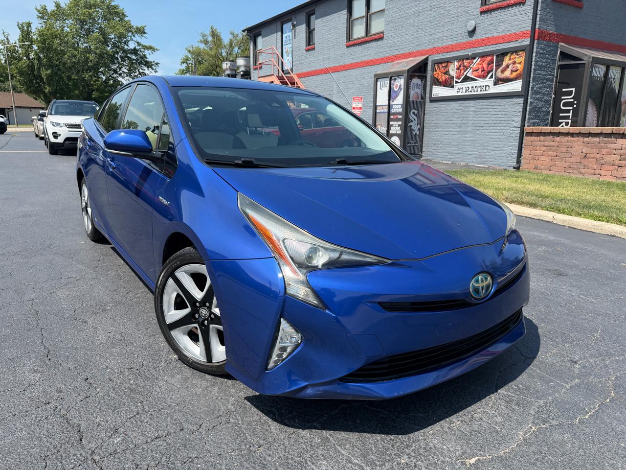 Toyota Prius Three Touring (Natl) 2017