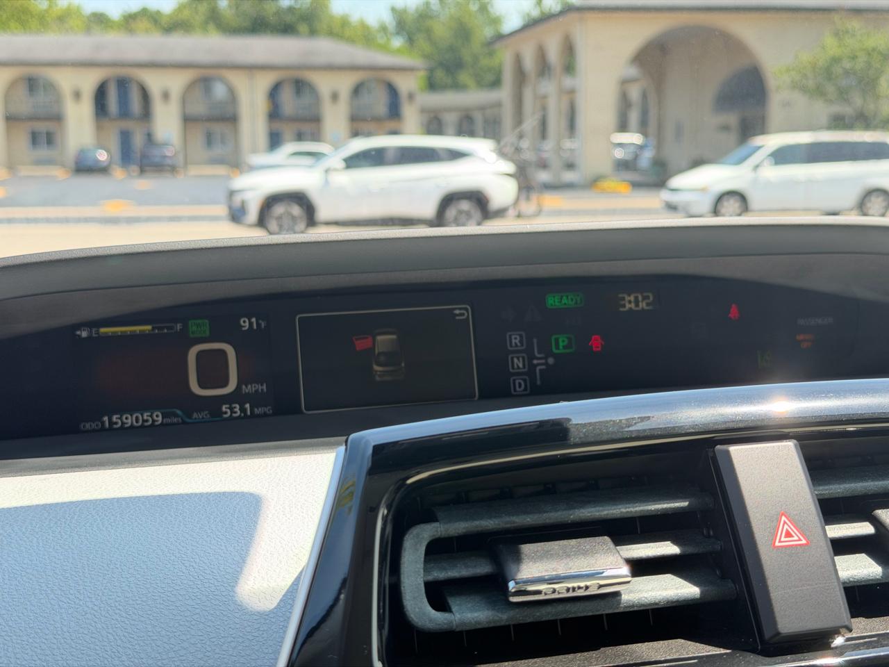 Toyota Prius Three Touring (Natl) 2017