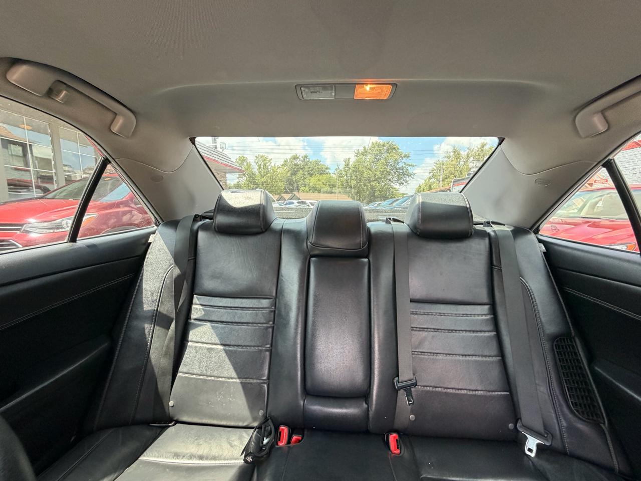 Toyota Camry Hybrid 4dr Sdn XLE (Natl) 2015