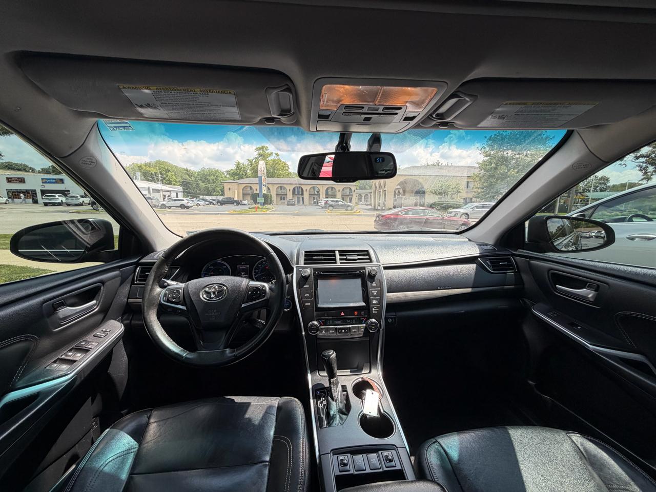 Toyota Camry Hybrid 4dr Sdn XLE (Natl) 2015