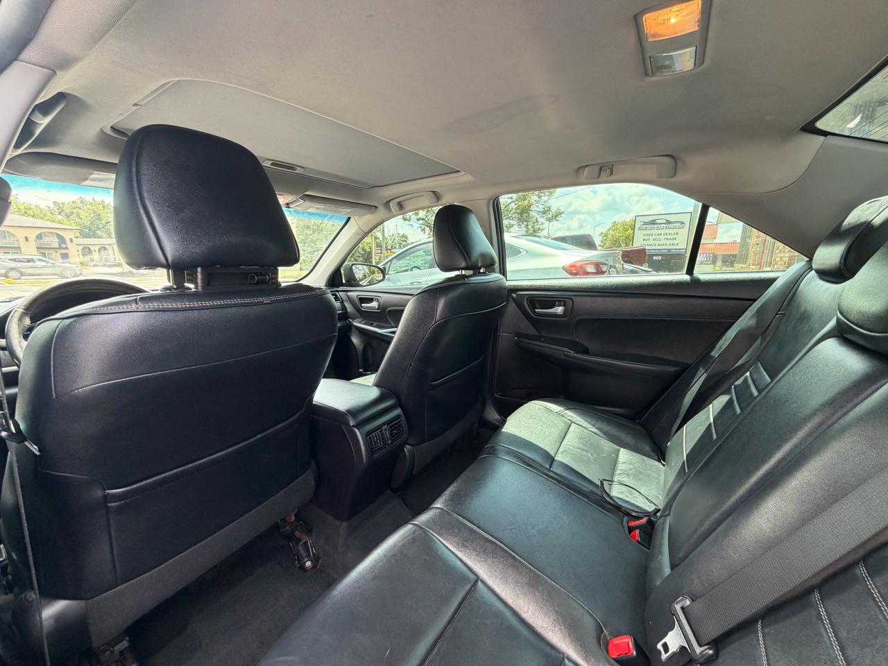 Toyota Camry Hybrid 4dr Sdn XLE (Natl) 2015